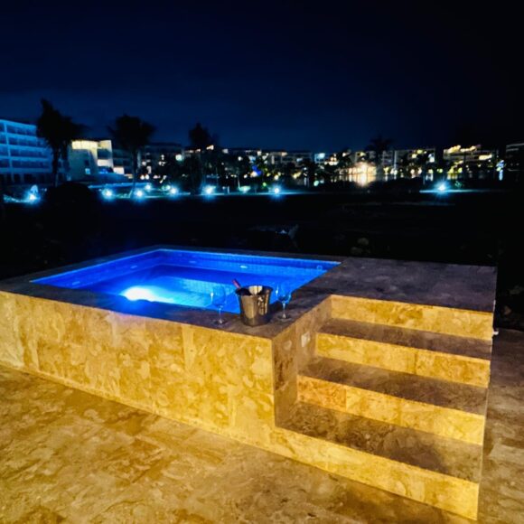 5027d608 b94d 4cba a407 34b89e42decf 1 580x580