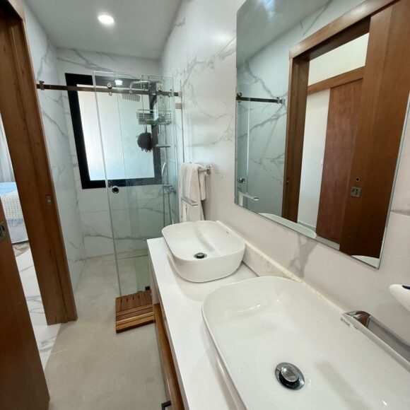 6497b3a4 4415 4ebd a827 162ea95d34b2 1 580x580