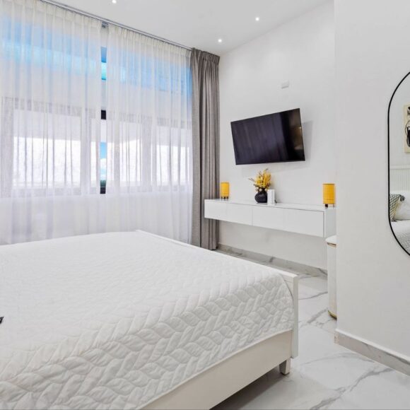 photo_4958550713038474185_y 580x580