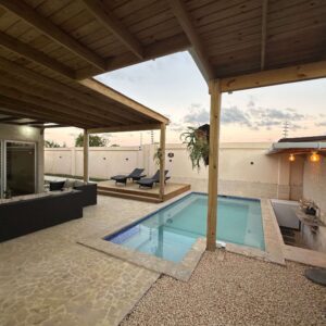 Villa en Alquiler y Venta