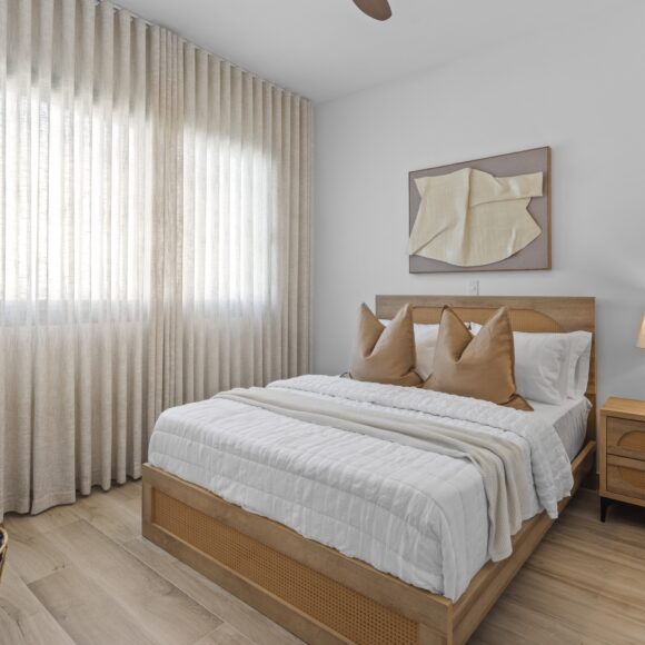 nbs08919 1 580x580
